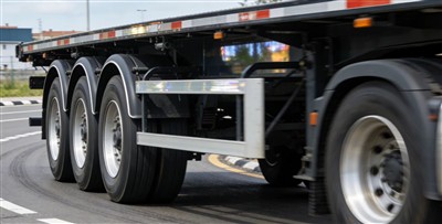 Ki Reyon Viraj Yon Semi-trelè